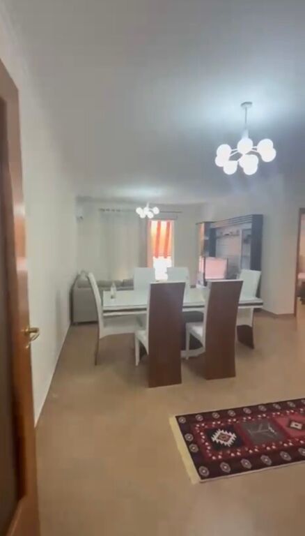 Affitto, Appartamento 2+1+2, Via Kavaja Tirana 830€