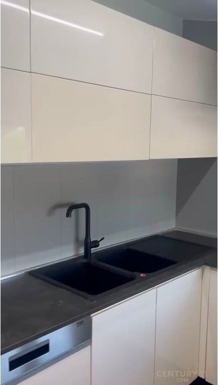 Apartment 2+1 For Rent Long Hill Residence
