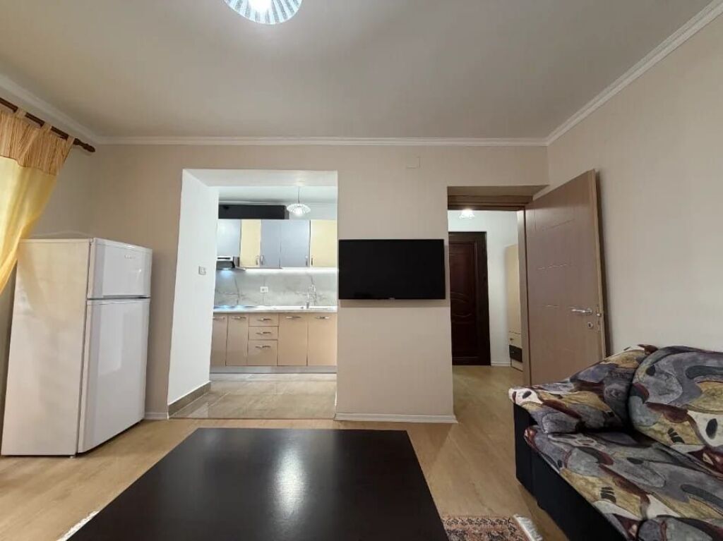 Qera | Apartament 1 + 1 | Rruga e Elbasanit | 550 €/muaj