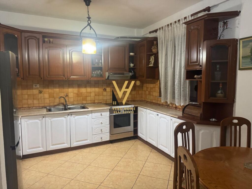 JEPET APARTAMENT 2+1+OBORR ME QIRA TE KODRA E DIELLIT 50.000 LEKE