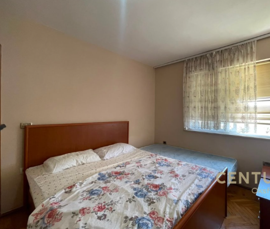 ALI DEMI, JEPET ME QIRA APARTAMENT 1+1