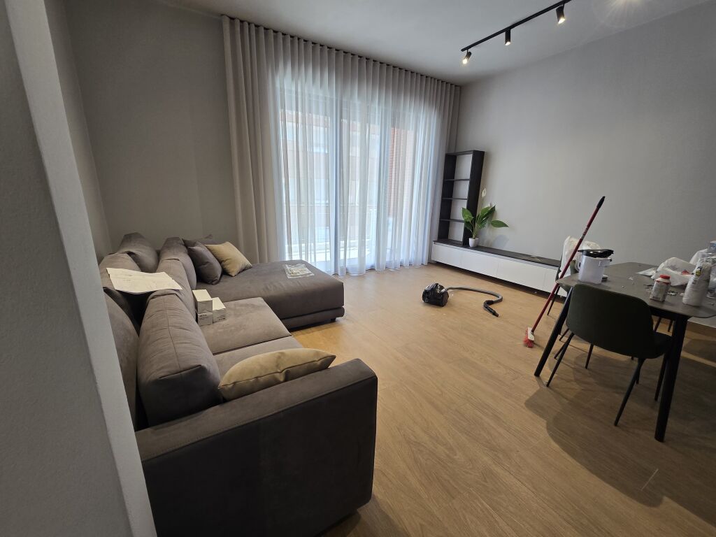 Appartamento 1+1+parcheggio al Complesso Delijorgji