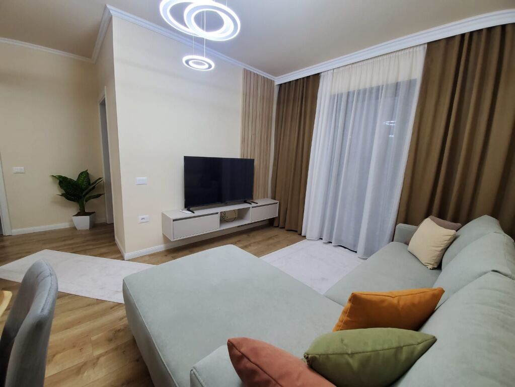 🏡 Jepet me Qira Apartament 1+1 – Liqeni i Thatë
