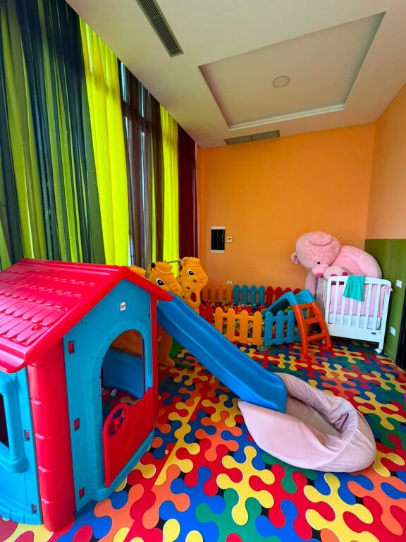 Qera | Ambjent Biznesi | Allias | 700 €/muaj