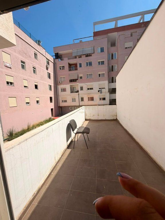 Apartament 1+1 me Ballkon – 320 €uro Legacy142746