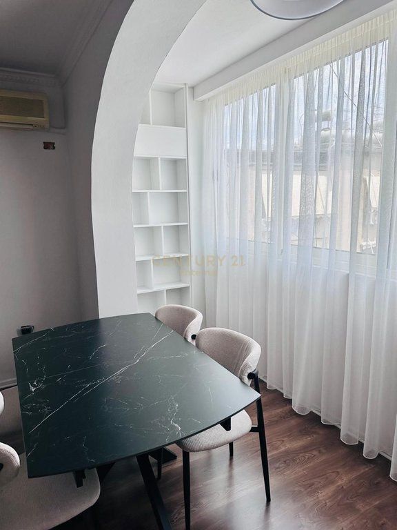 Apartament 1+1 Me Qira te Rruga Durresit