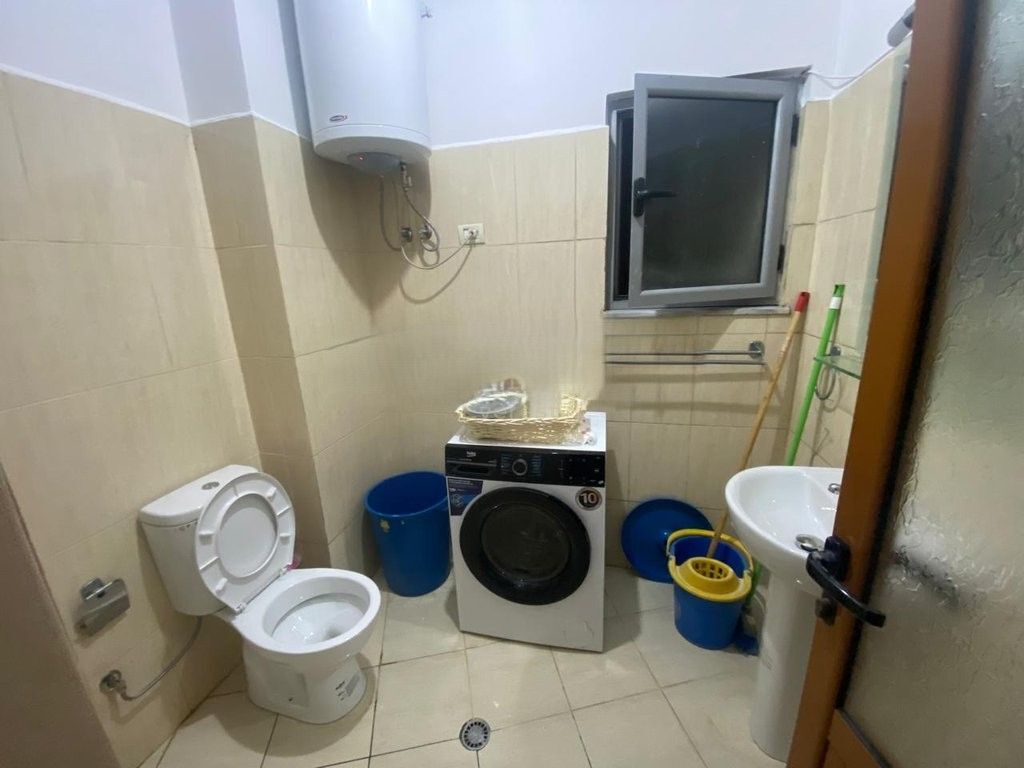 FRESKU, AFFITTIAMO APPARTAMENTO 1+1 350 € /Mese
