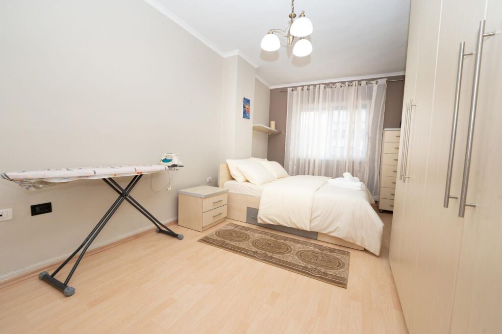 🏡 Affittasi appartamento 2+1 vicino a Piazza Wilson 650 mila Lek