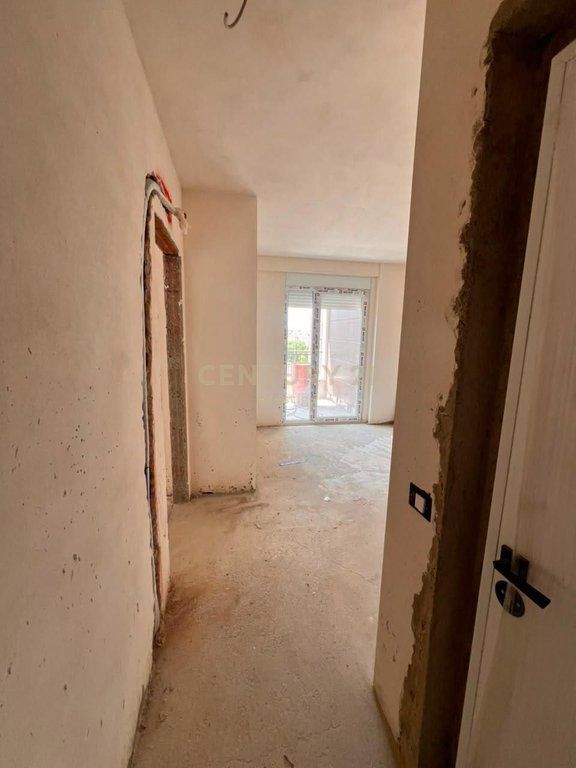 Apartament 1+1 Për Shitje Prane Shkolles Osman Myderizi , Tiranë - 149,000€ 149,000 €