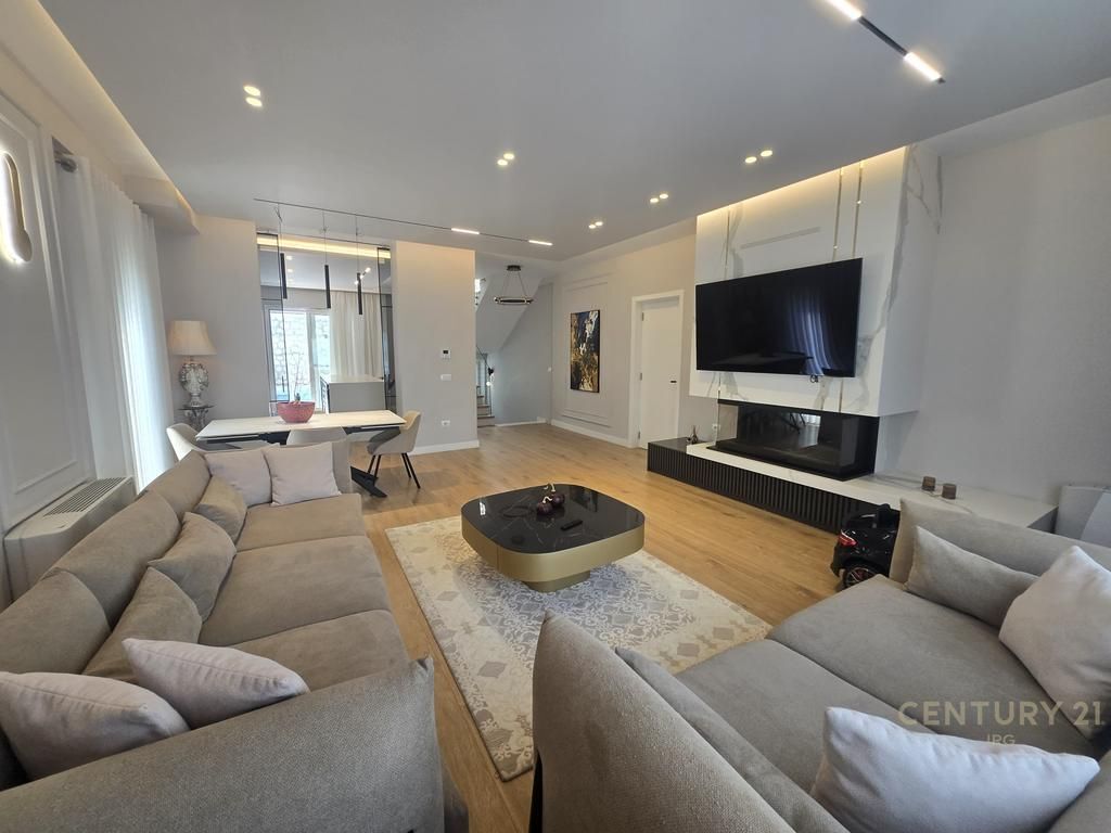 Villa with pool for rent in the Elysium Residence, Mjull-Bathore!