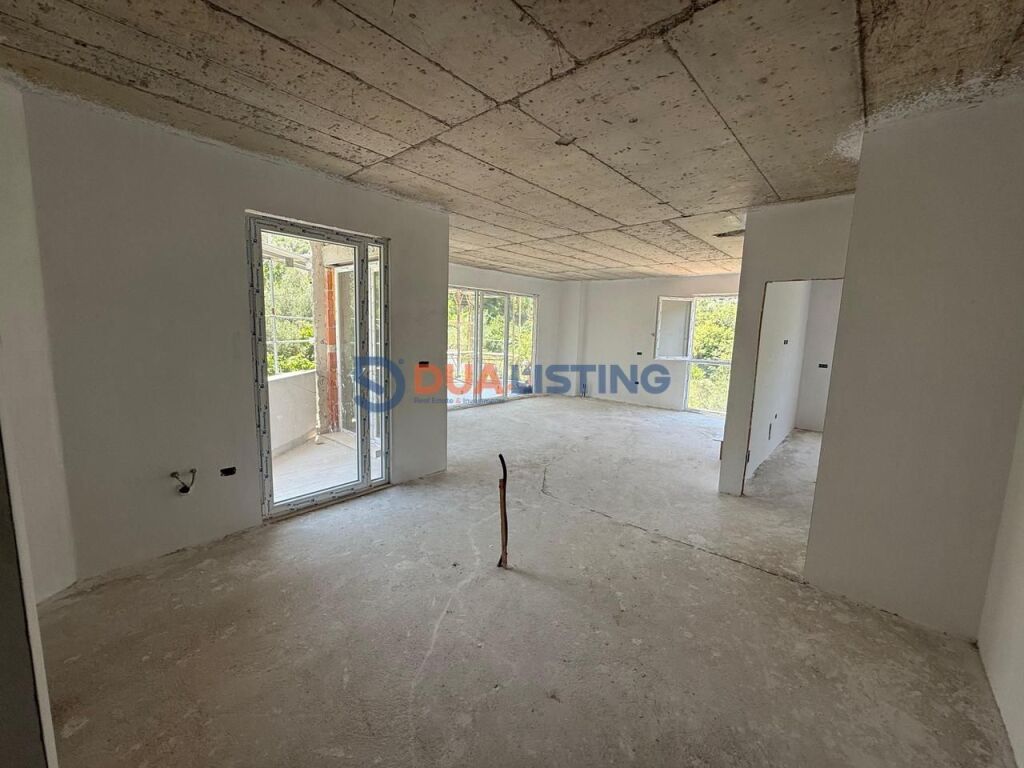 🏡 Duplex për Shitje 📍 Liqeni i Thatë, Tiranë