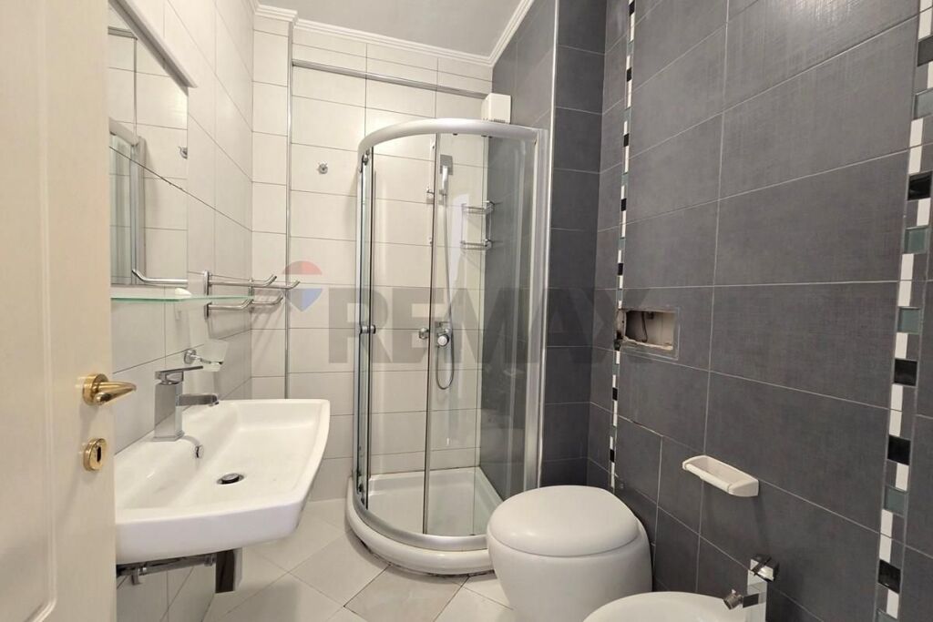 2+1 apartment for rent on Kosovareve street!