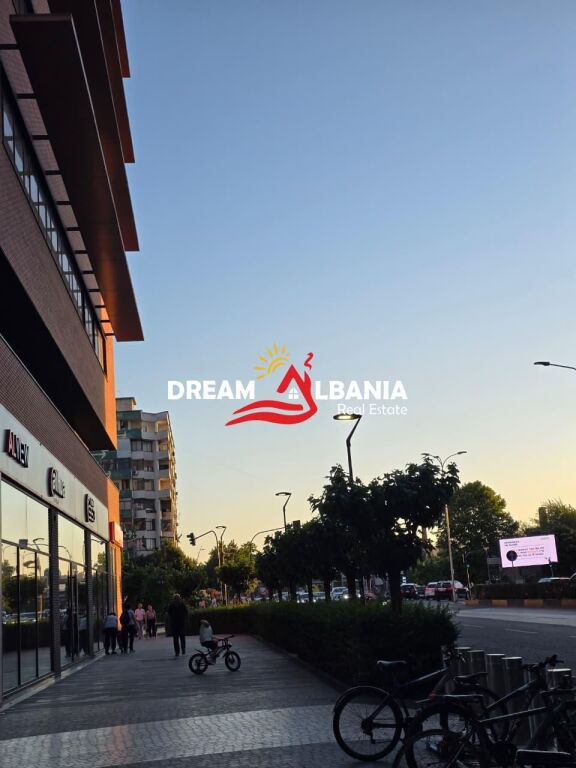 Appartamento 2+1+2 Bagni in Affitto – Complesso Delijorgji, Via Kavajës (ID 42215581)
