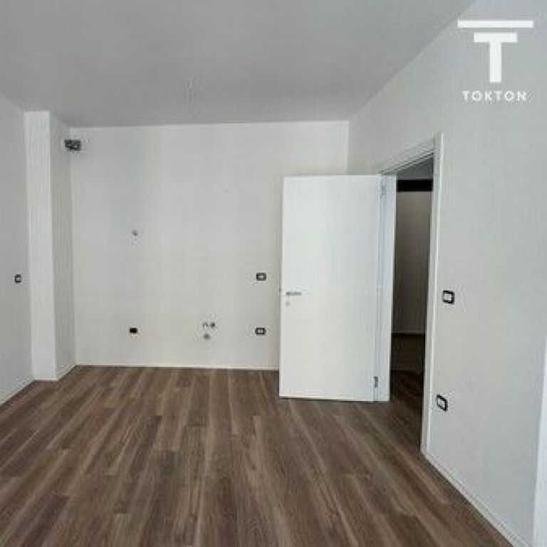 SHITET, APARTAMENT 2+1, SAUK I VJETËR, TIRANË