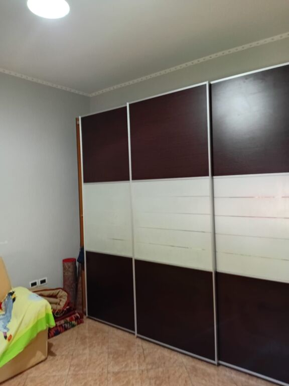 Apartament me qera