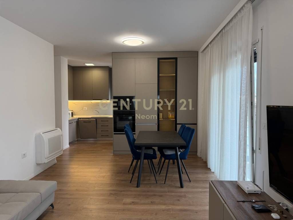 SHITET APARTAMENT 2+1+2 KODRA E DIELLIT 280,000 €