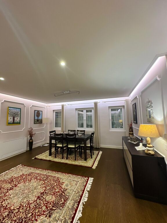 VILE ME QERA | TEG – KOMPLEKSI REZIDENCIAL GARDEN VILAS | 4000 €/mese