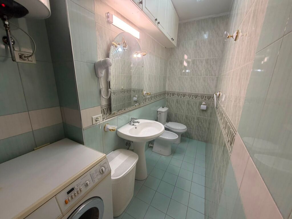 Jepet apartament me qera komuna e parisit