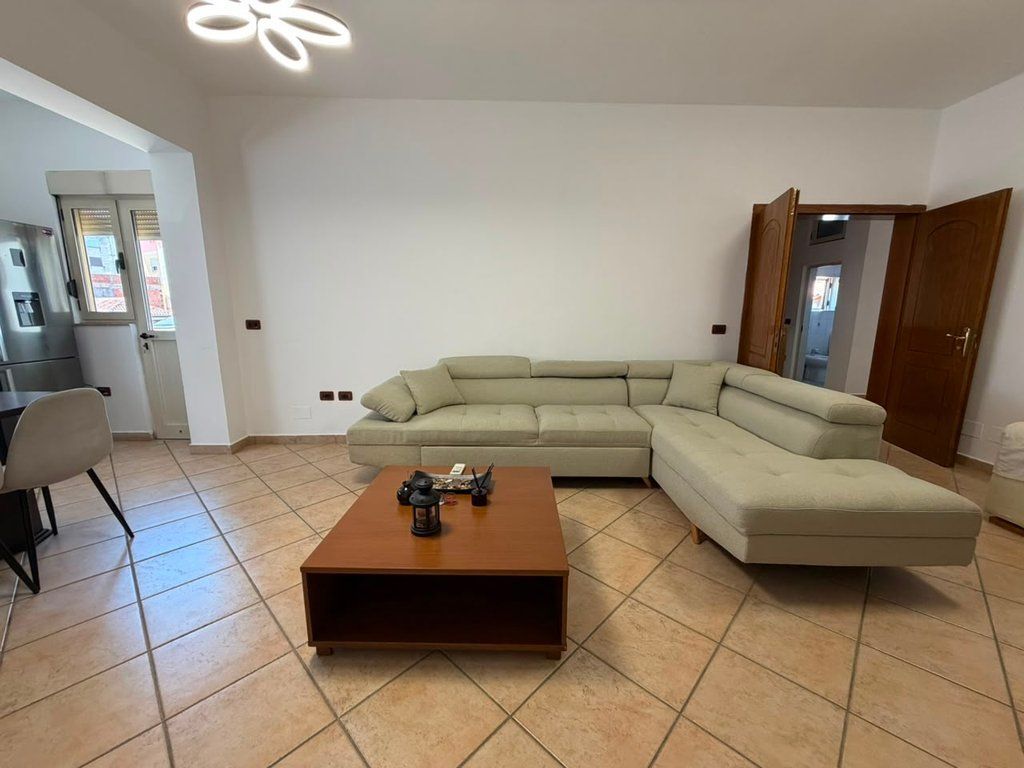 Rent, Apartment 2+1+2, 21 Dhjetori, Tirane