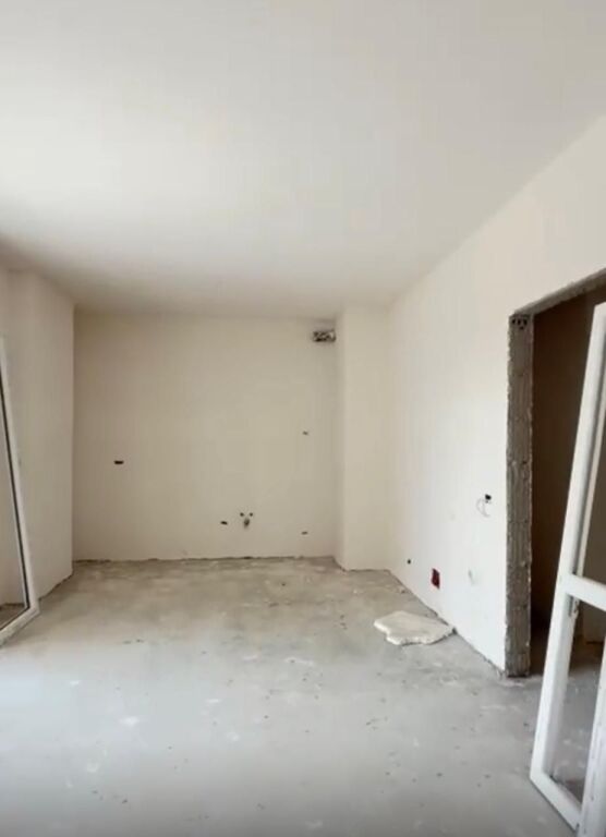🏡 Vendesi in vendita 2+1+2 a Univers City