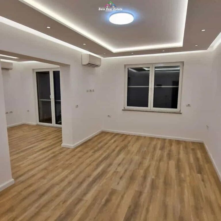 Zyre Me Qera 3+1 Ne Qender (ID BZ22563) Tirane