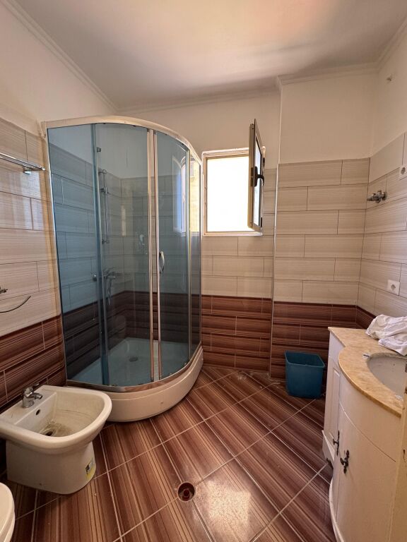 Shitet Apartament 2+1 Okazion