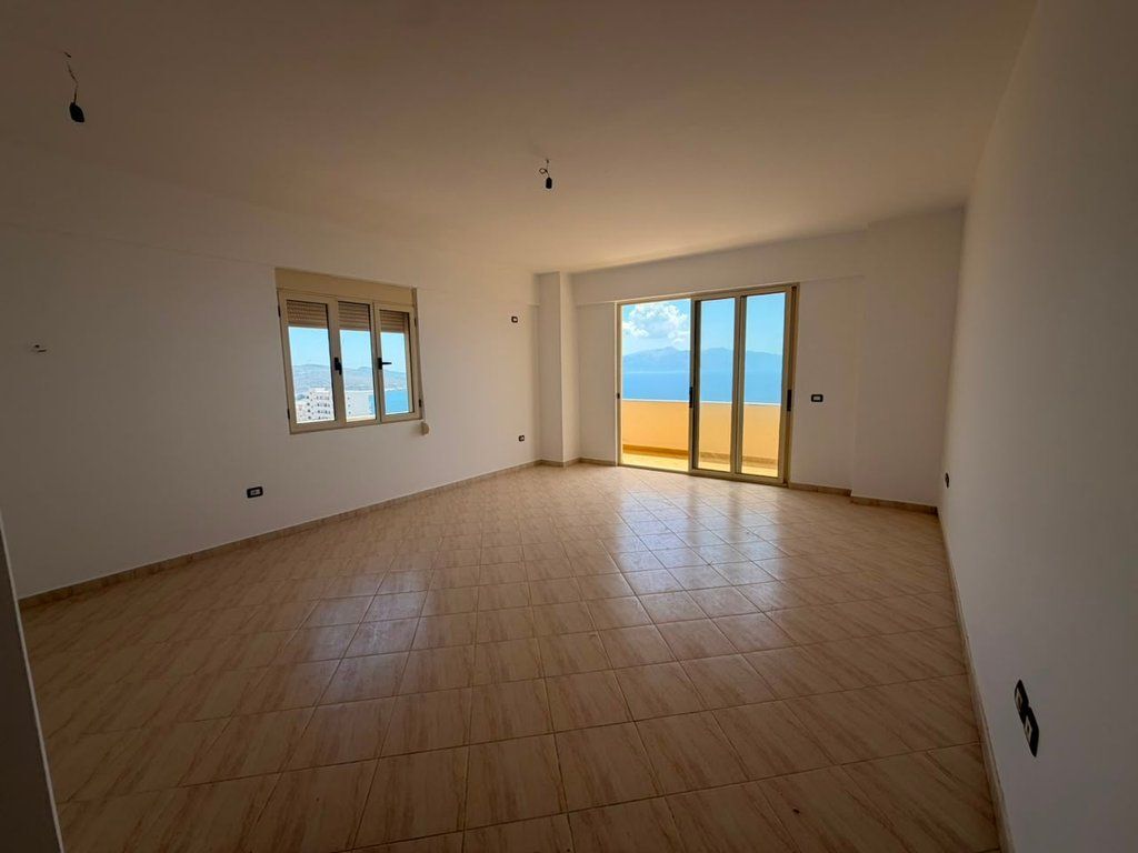 Apartament 2+1+2 per shitje ne Sarande