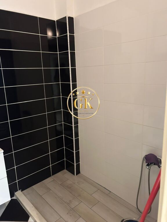🏡 APARTAMENT ME QERA 1+1 ME BALLKON STACIONI TRENIT DURRES