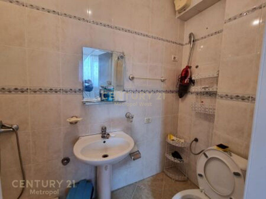 Apartment 2+1+2 for rent in the Center of Tirana