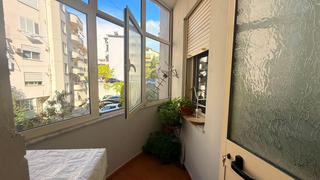 1+1,kopshti zologjik liqeni,650 euro