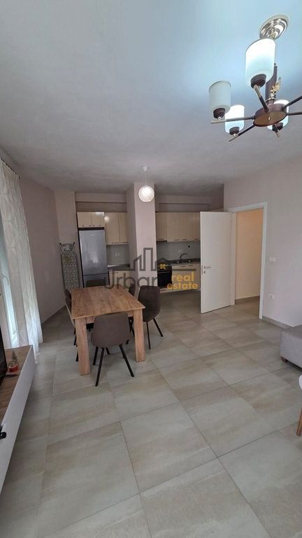 Qera, Apartament 3+1+ Post Parking, Ali Demi, Tiranë - 55.000 Leke | 100 m²