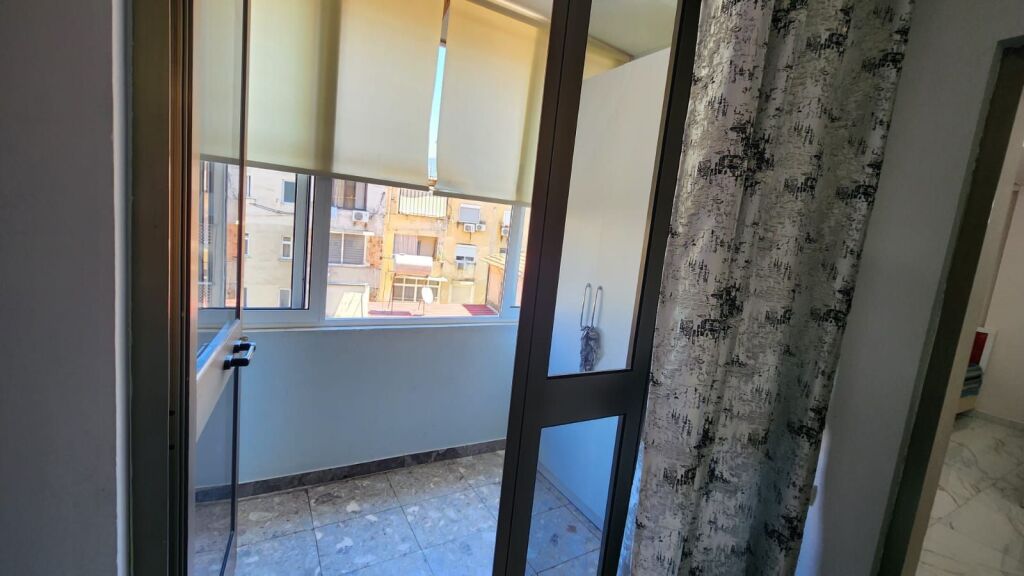 2+1 Apartment for rent – Fortuzi Street - 5 minutes away from the center of Tirana !