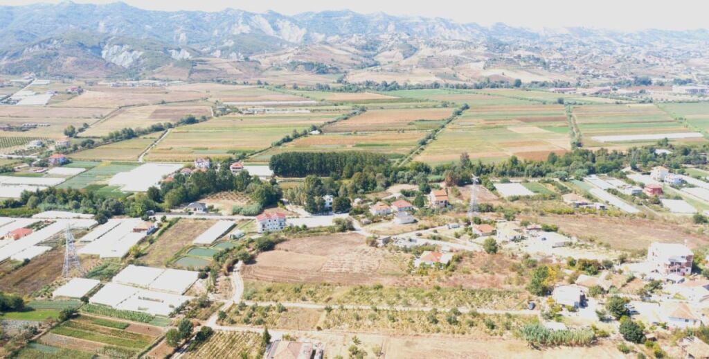 Super bargain land for sale in Kashar with regular documentation.