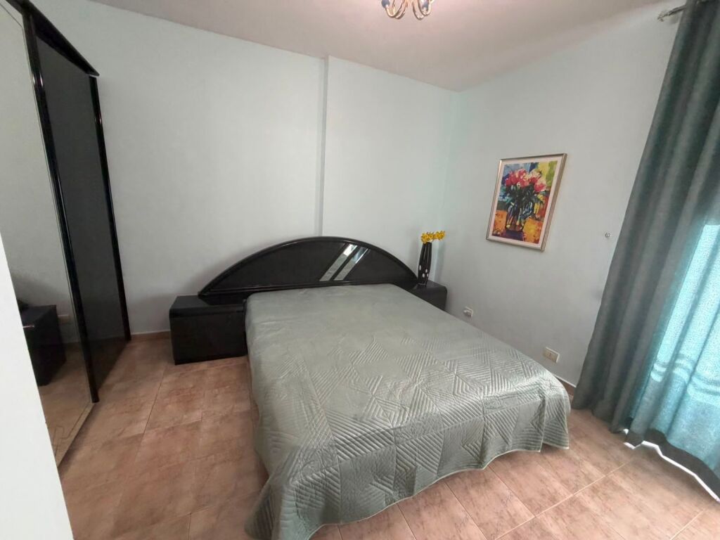 Jepet apartament me qera komuna e parisit