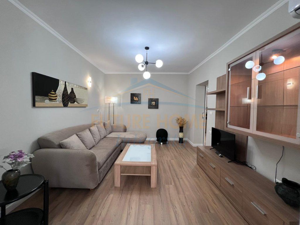 Rent, Apartment 2+1, Blloku, Tirana.
