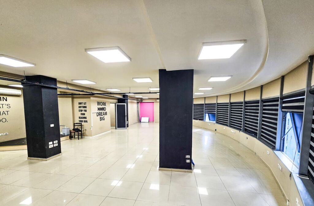 Affitto | Ambjent Biznesi | Rruga e Dibrës | 2600 €/mese
