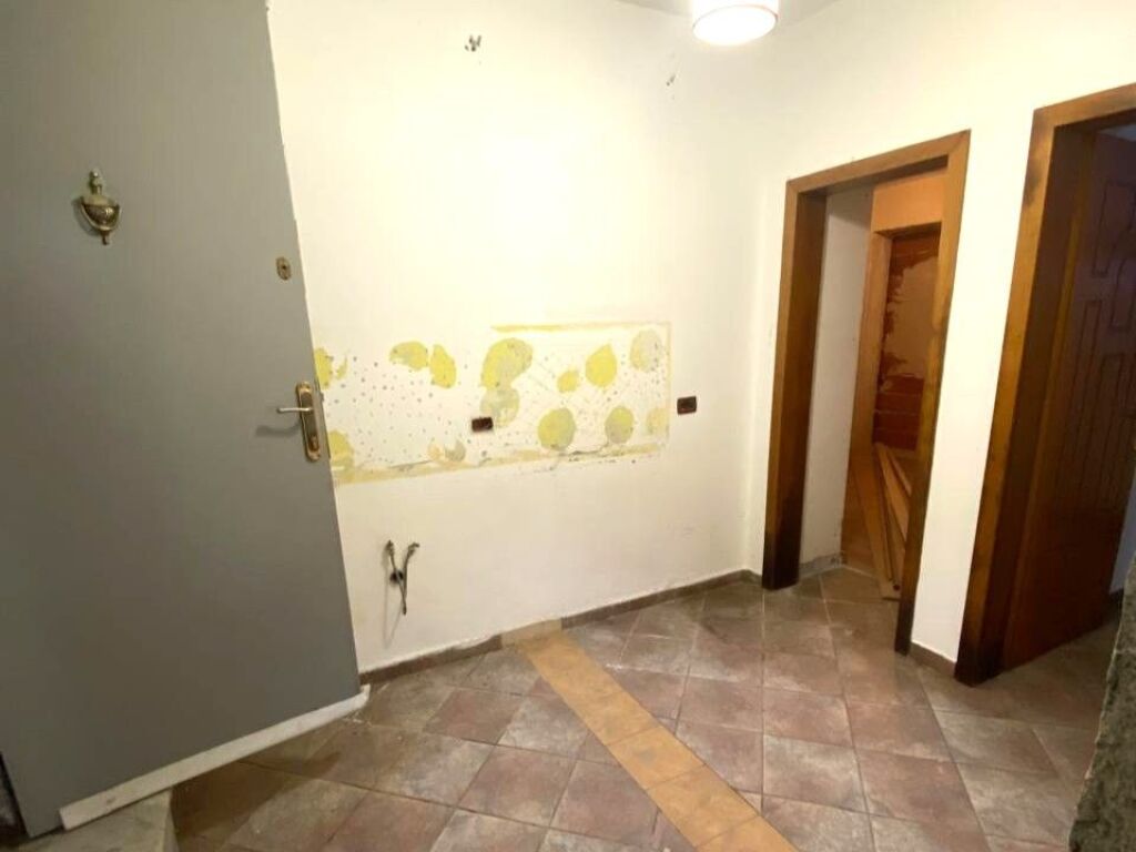 APARTAMENT 1+1 NE SHITJE TEK RING SIDE, PASKUQAN