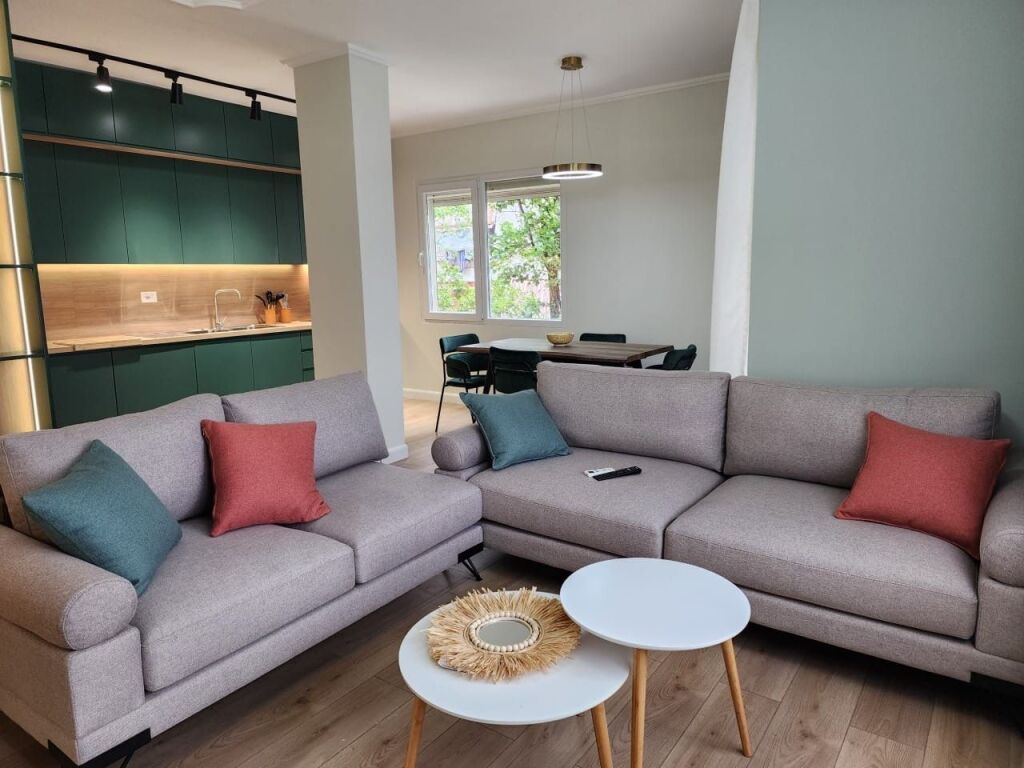 Apartament me qera 2+1+2 te komuna e parisit