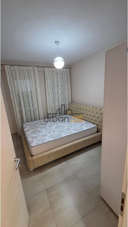 Qera, Apartament 3+1+ Post Parking, Ali Demi, Tiranë - 55.000 Leke | 100 m²