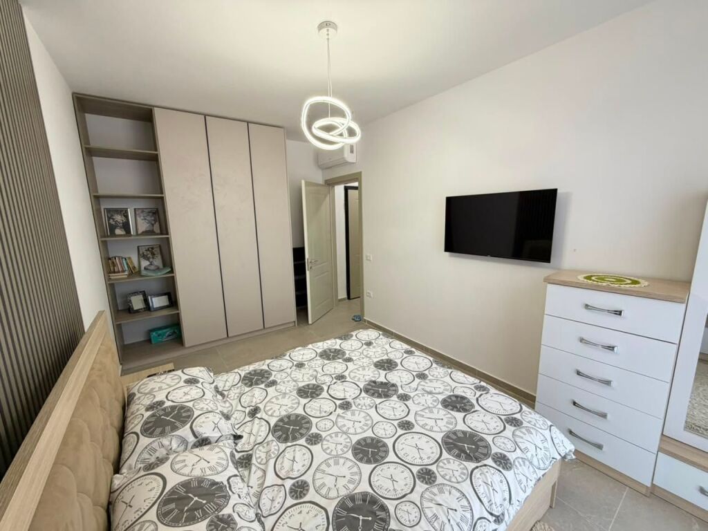 🏡 Appartamento 1+1 in affitto  📍 Indirizzo: Stazione dei treni, Via Jordan Misja, Tirana💰 Prezzo: 60.000 lek/mese