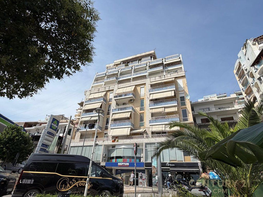 Apartament 2+1 me pamje nga deti per shitje ne Sarande