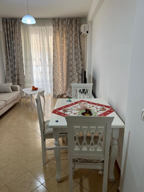 Per qira apartament 1+1 Pallati i Sportit Durres