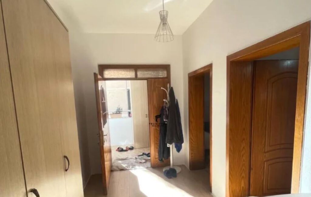 Apartament 2+1 me qera ne Selit