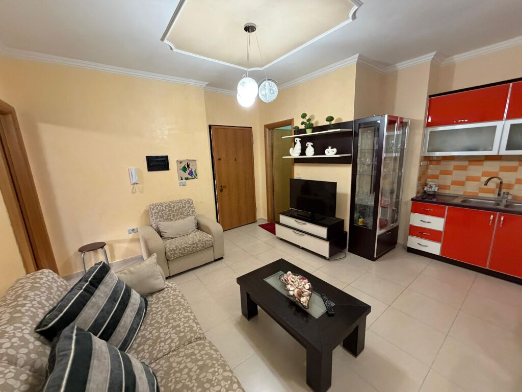Apartament 2+1 per Shitje, Orikum, Vlore.