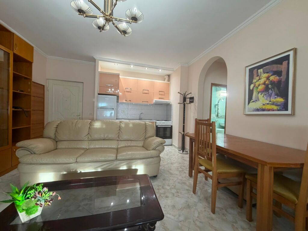 Jepet apartament me qera komuna e parisit