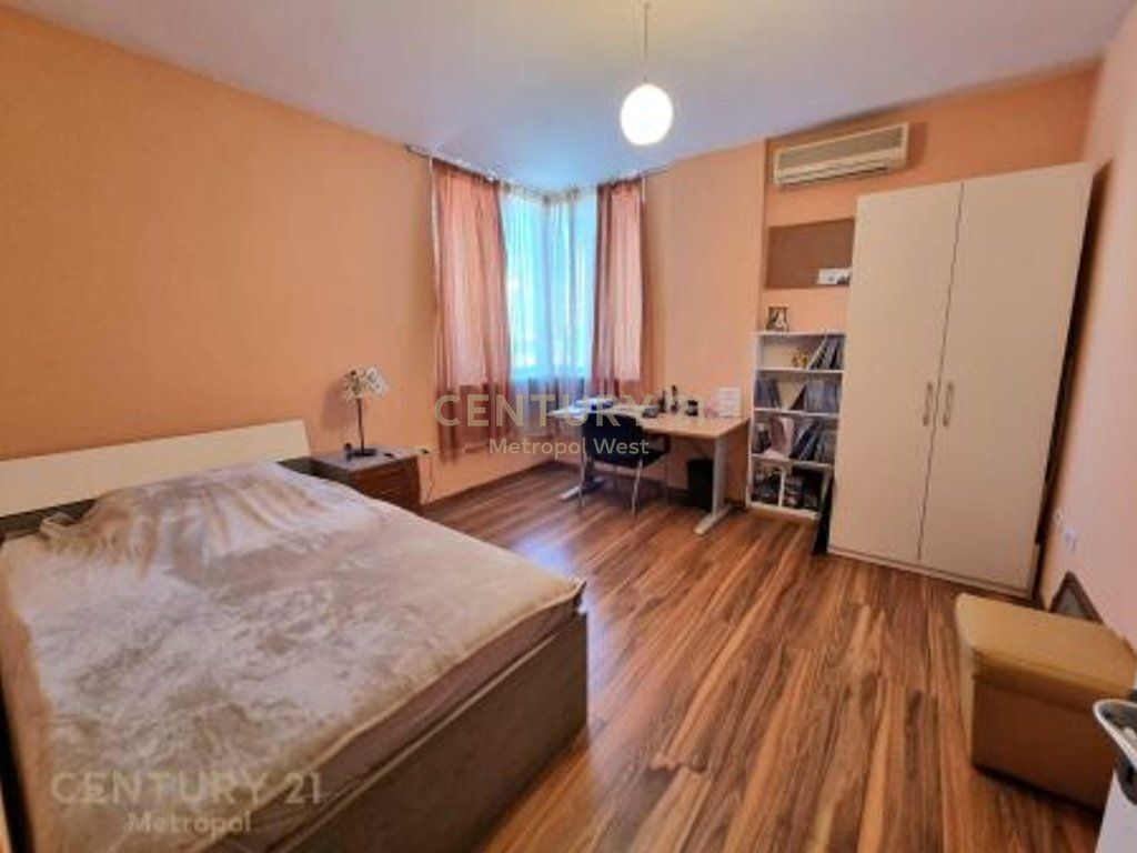 APARTMENT FOR RENT 2+1+2 IN CENTER (Opposite Toptani) 900 € /Month
