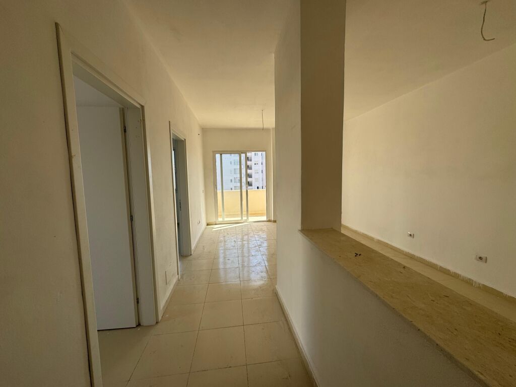 Shitet Apartament 2+1 Pamje Deti
