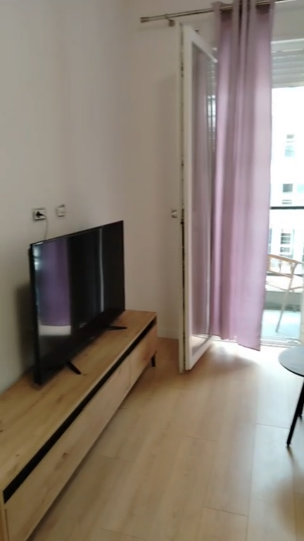 Apartament 1+1 per qera Univers City !