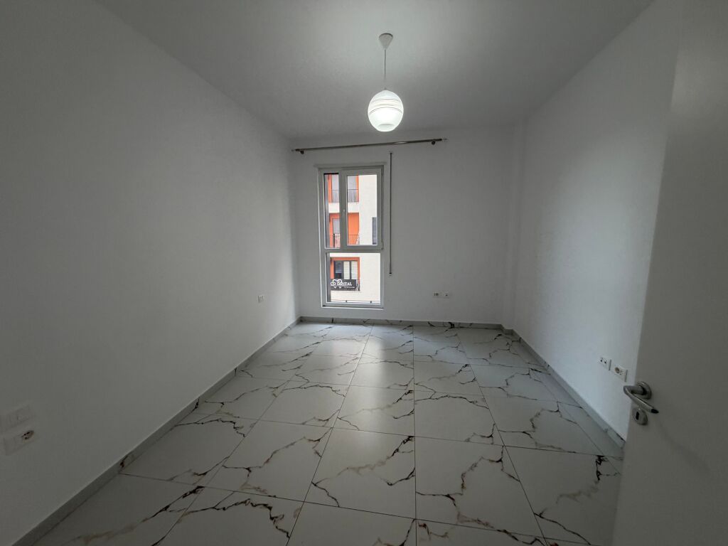 2+1, vuoto, trio tower, don bosco, 500 mila leke