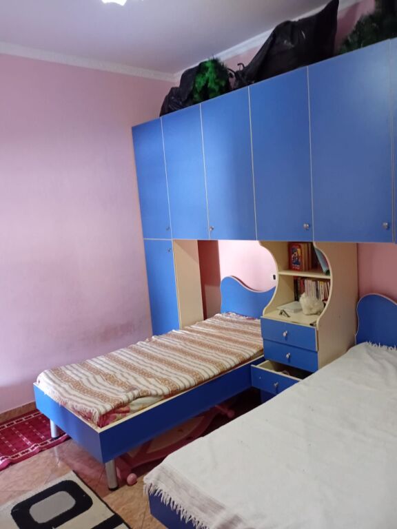 Apartament me qera
